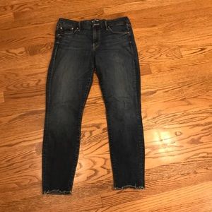 MOTHER DENIM Looker Ankle Fray, Size 30